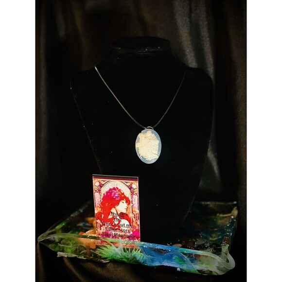 Steel Magnolia Styles Artisan Fairy White & Blue Cameo Choker 15-17" - Picture 2 of 3